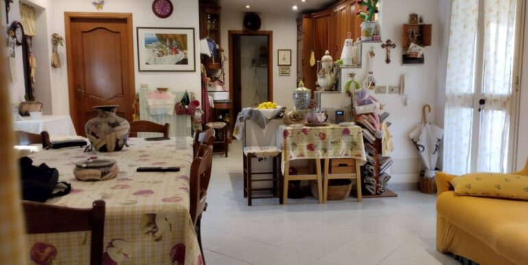 20250923230840-986645-1