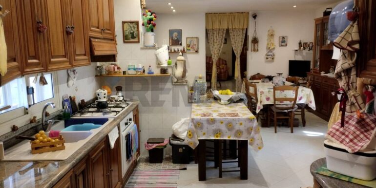 20250923230941-986645-18