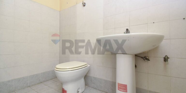 20250924120455-986952-18