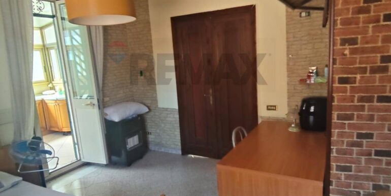 20250924172501-986669-10