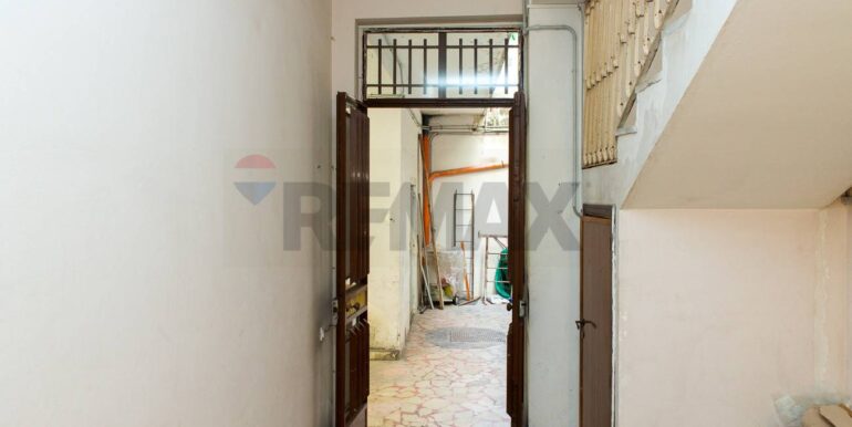 20250924182743-987099-6