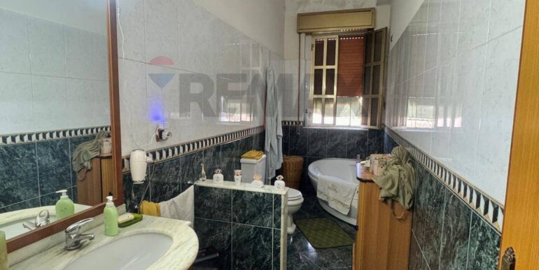 20250925103704-987502-17