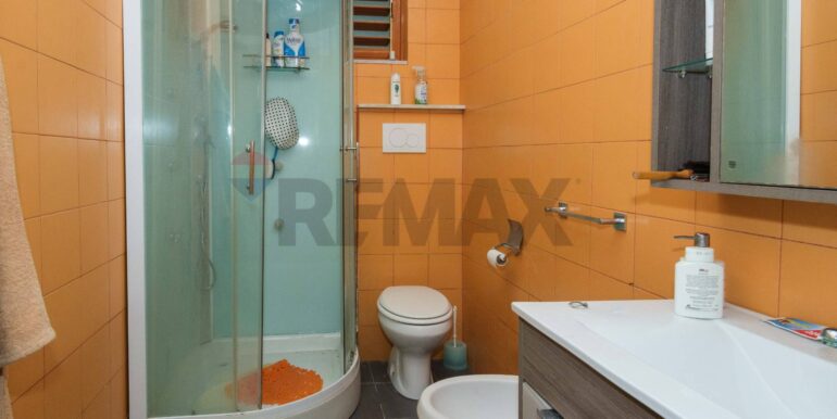 20250925173029-975723-29