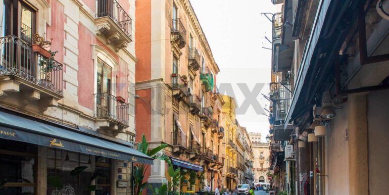 20250925182306-974558-40