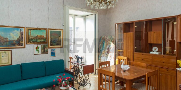 20250925182404-974558-51