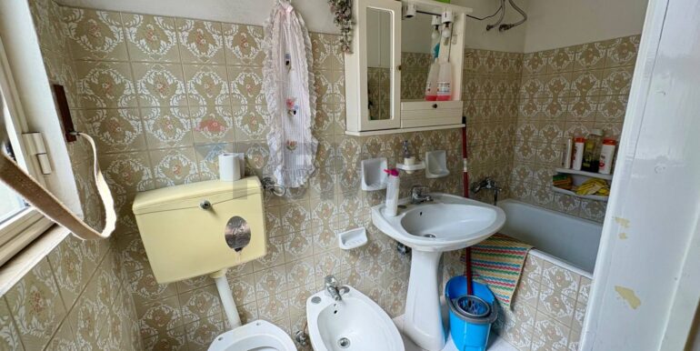 20250925190533-986480-4