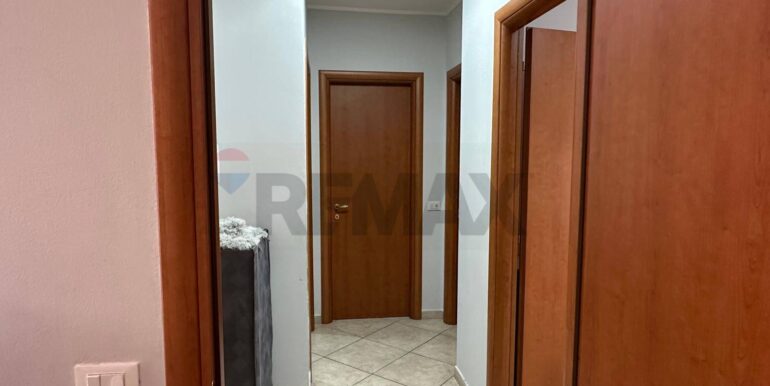 20250925192122-987785-17