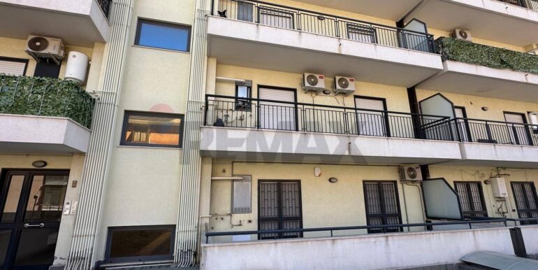 20250925192122-987785-21