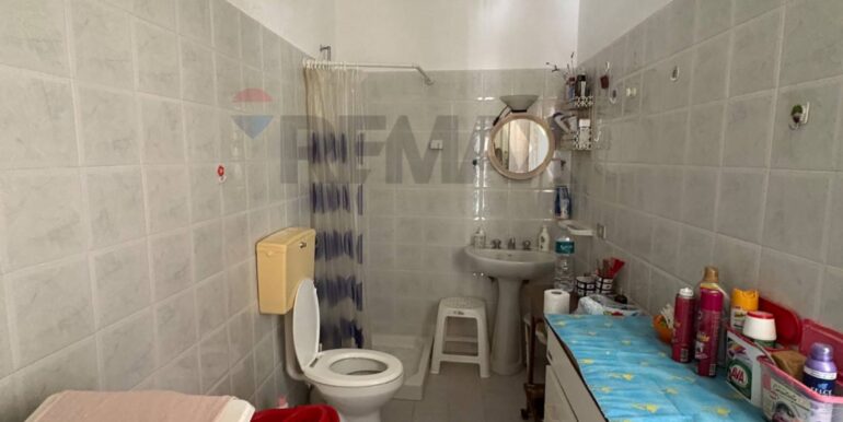 20250926164401-987954-3