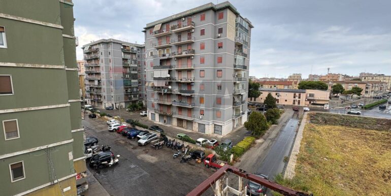 20250926180433-985911-18