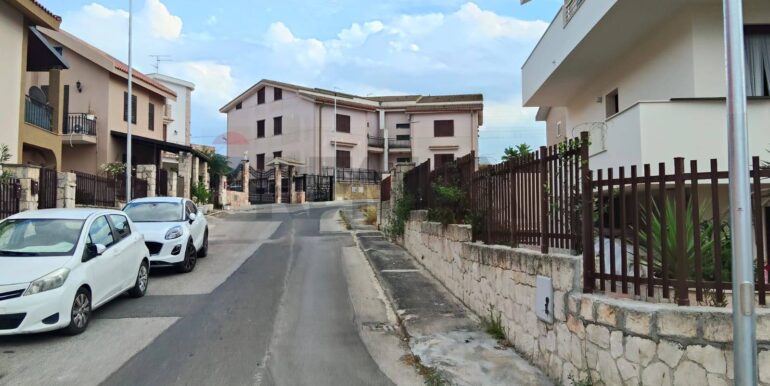 20250927110651-988805-12