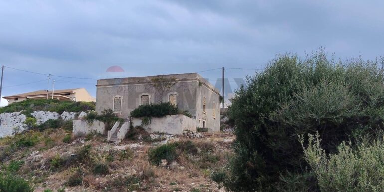 20250928142325-988835-4