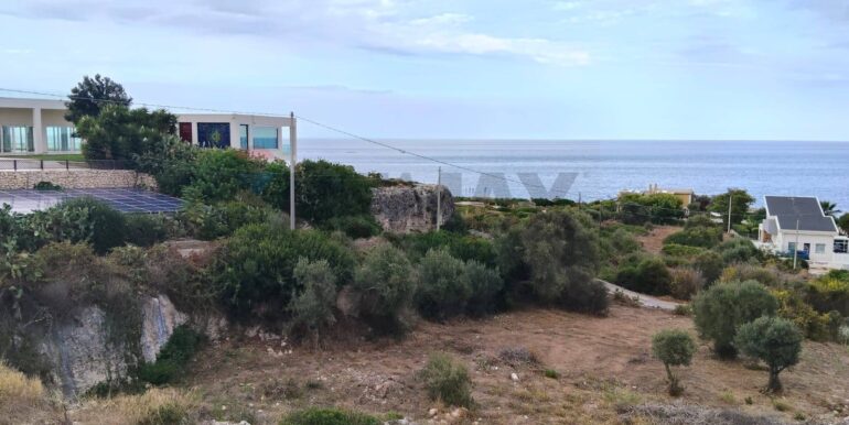 20250928175138-988854-12