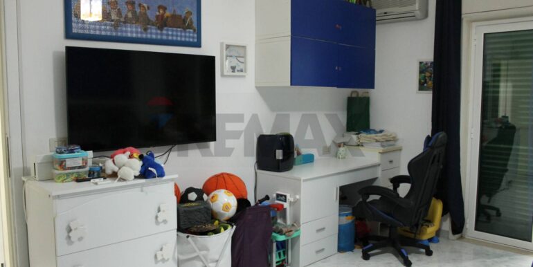 2025092892753-987472-7