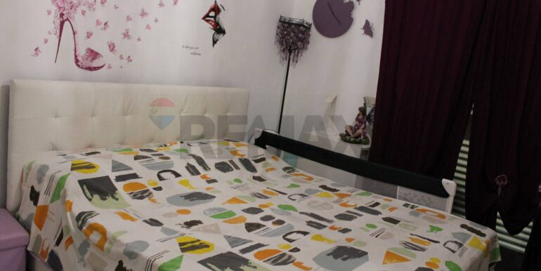 2025092892805-987472-10