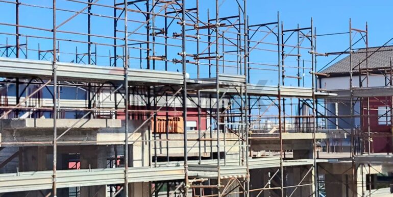 20250929124337-988969-11