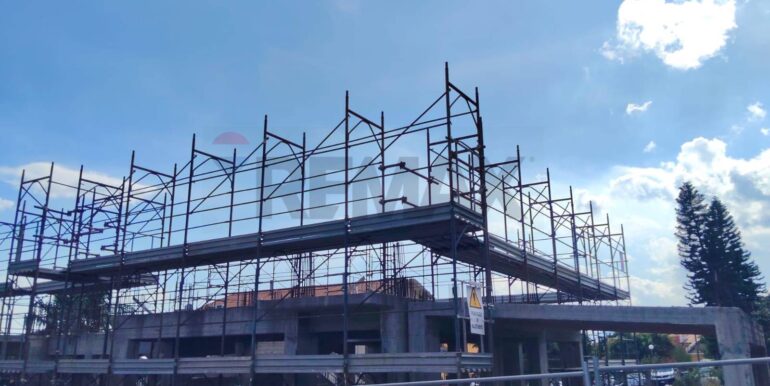 20250929124352-988969-16