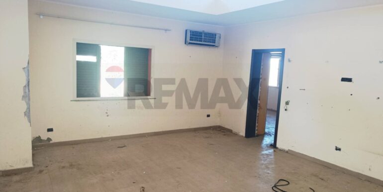 20250929150031-988998-14