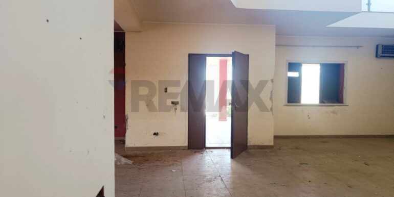 20250929150038-988998-17