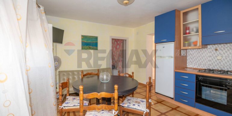 20250929161227-989027-8