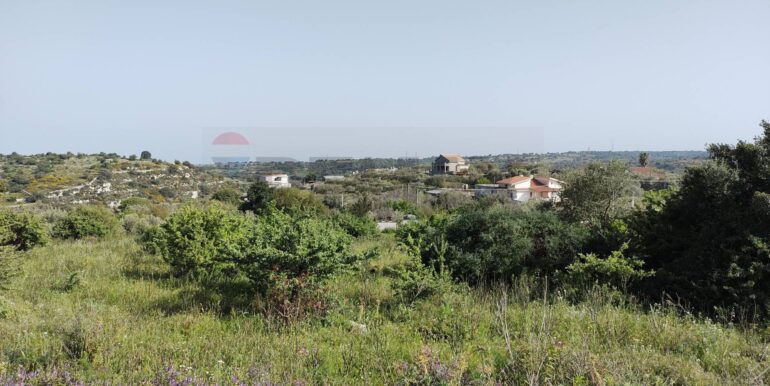 20250929183528-989094-0