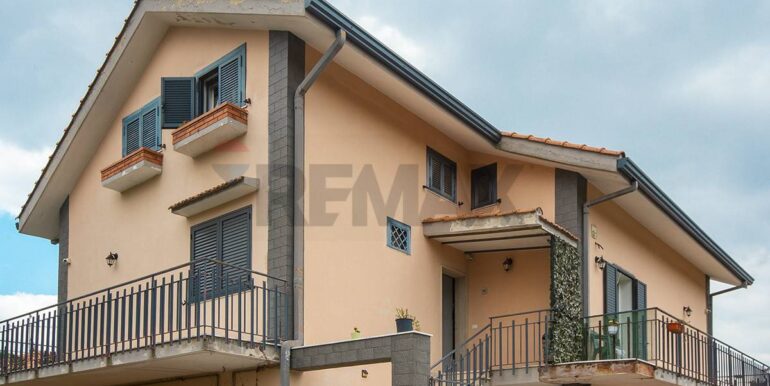 20250929212615-989111-2