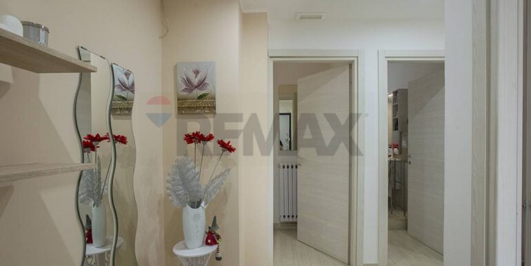 20250929212649-989111-11