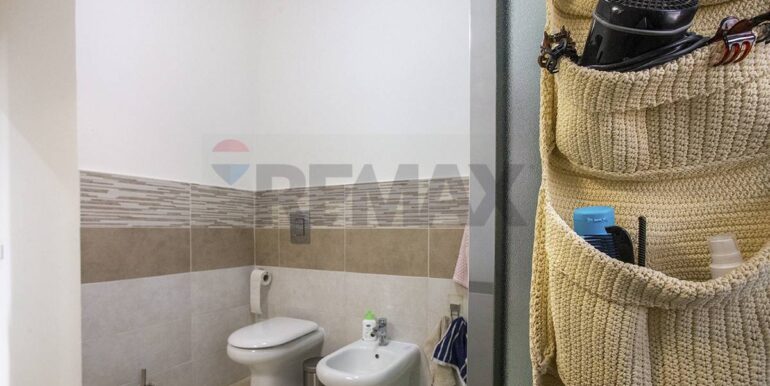 20250929212717-989111-20