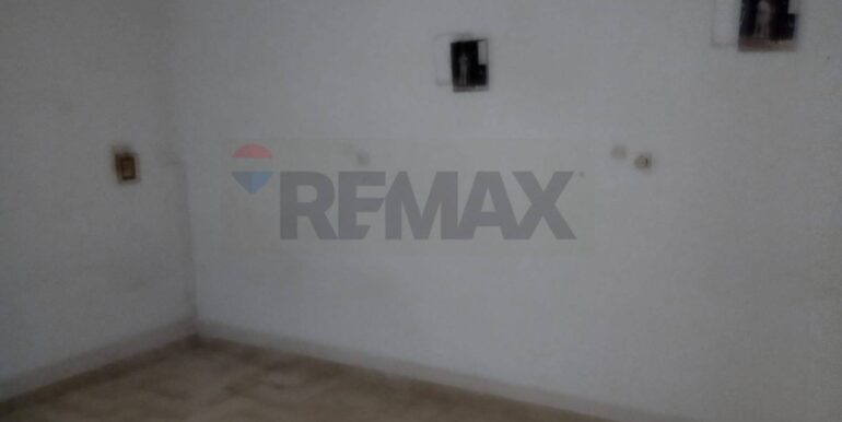 20250929214303-983603-2