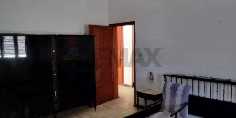 20250929214313-983603-6