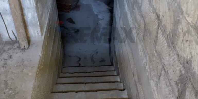 20250929214331-983603-13