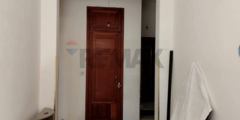 20250929214343-983603-18