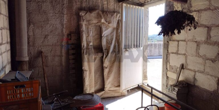 20250929214554-983603-20