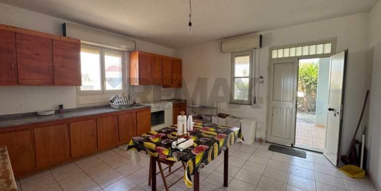 2025092985338-988768-17