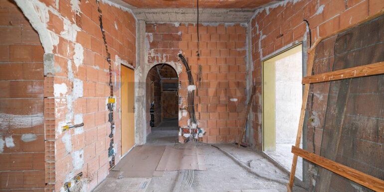 20250930100923-947586-16