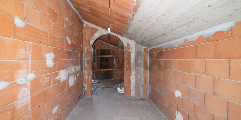 20250930100930-947586-19