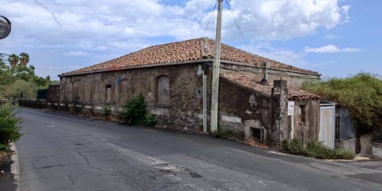 2025093010841-989406-3