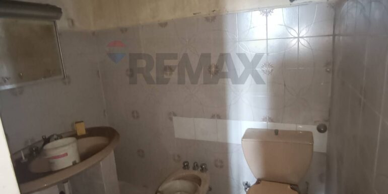 2025093010909-989406-10