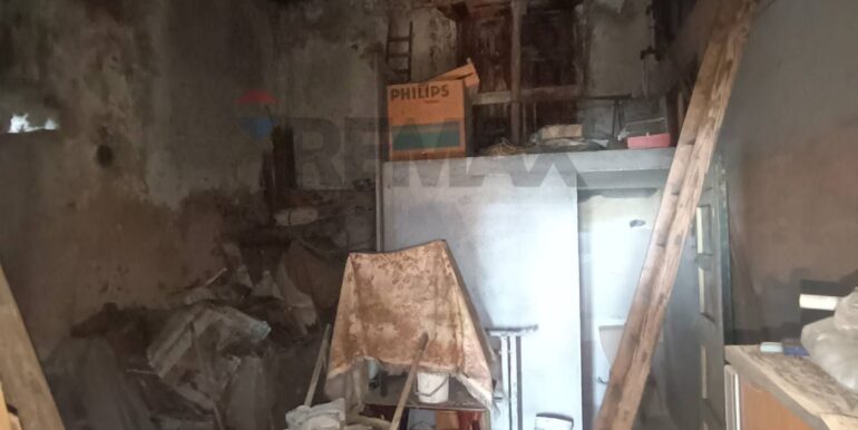 2025093010916-989406-13