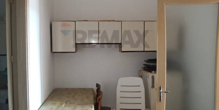 2025093010931-989406-19