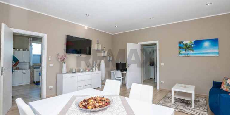 20250930145839-989441-6