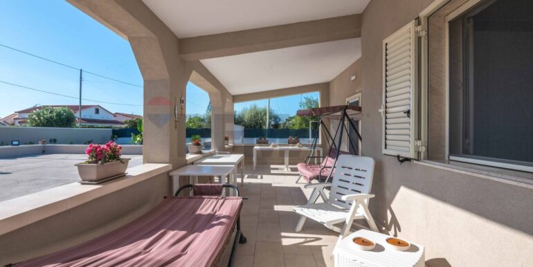 20250930145922-989441-21