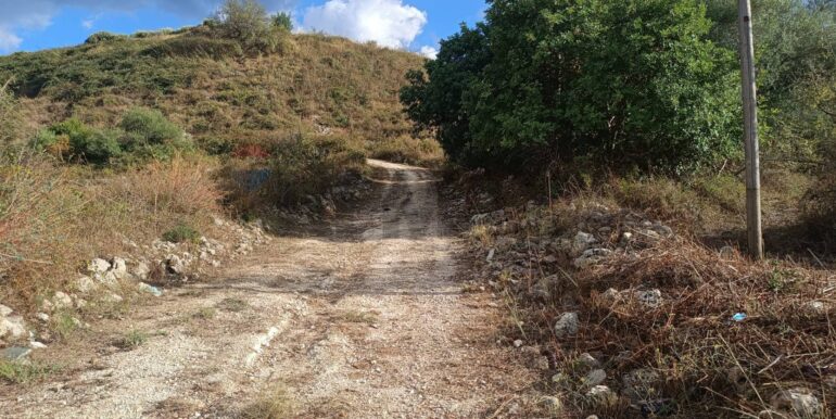 20250930163725-990443-11