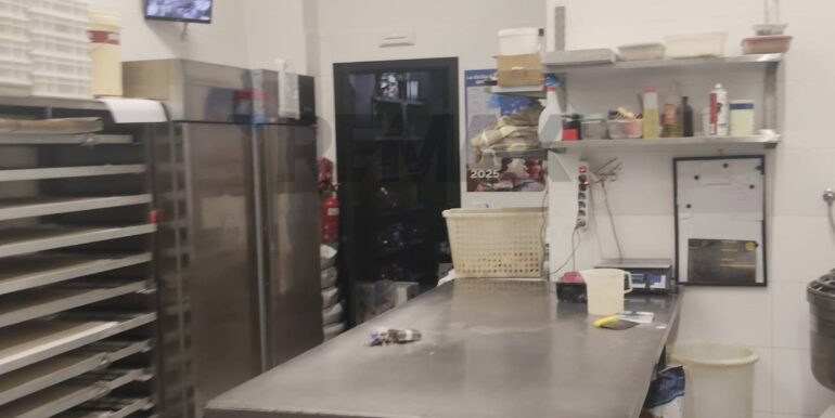 20250930181851-990739-6