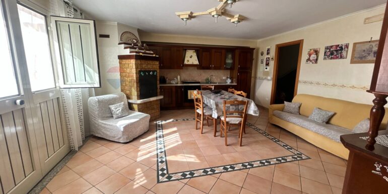 20250930190822-987471-7