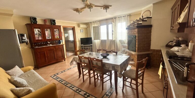 20250930190825-987471-8