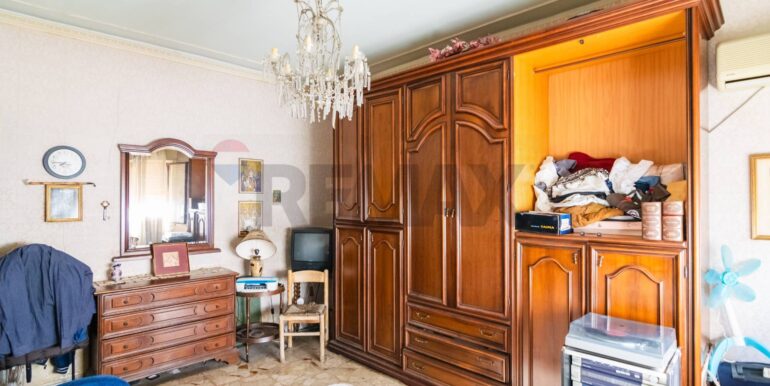 20250930224039-990794-2