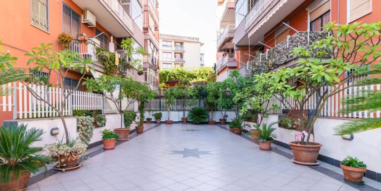 20250930224522-990794-30