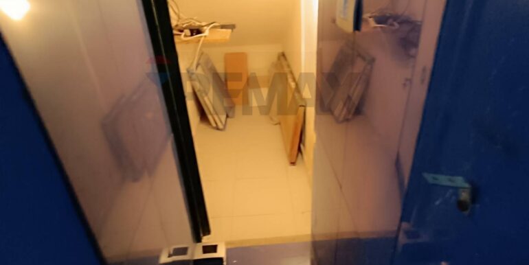 20251001104704-990829-5