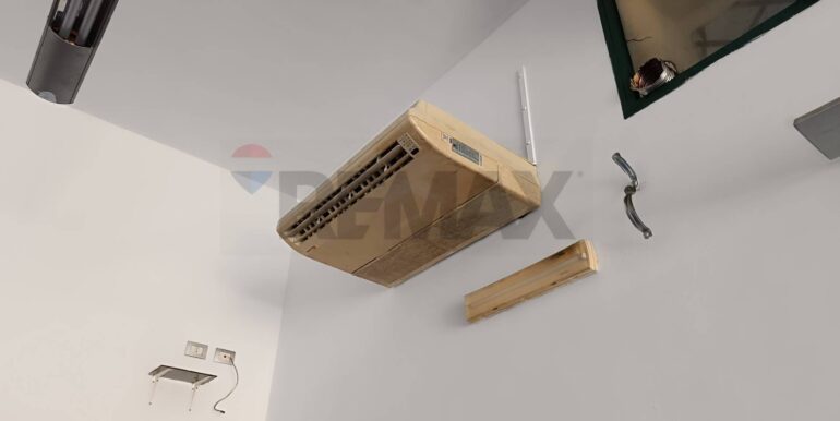 20251001104721-990829-12